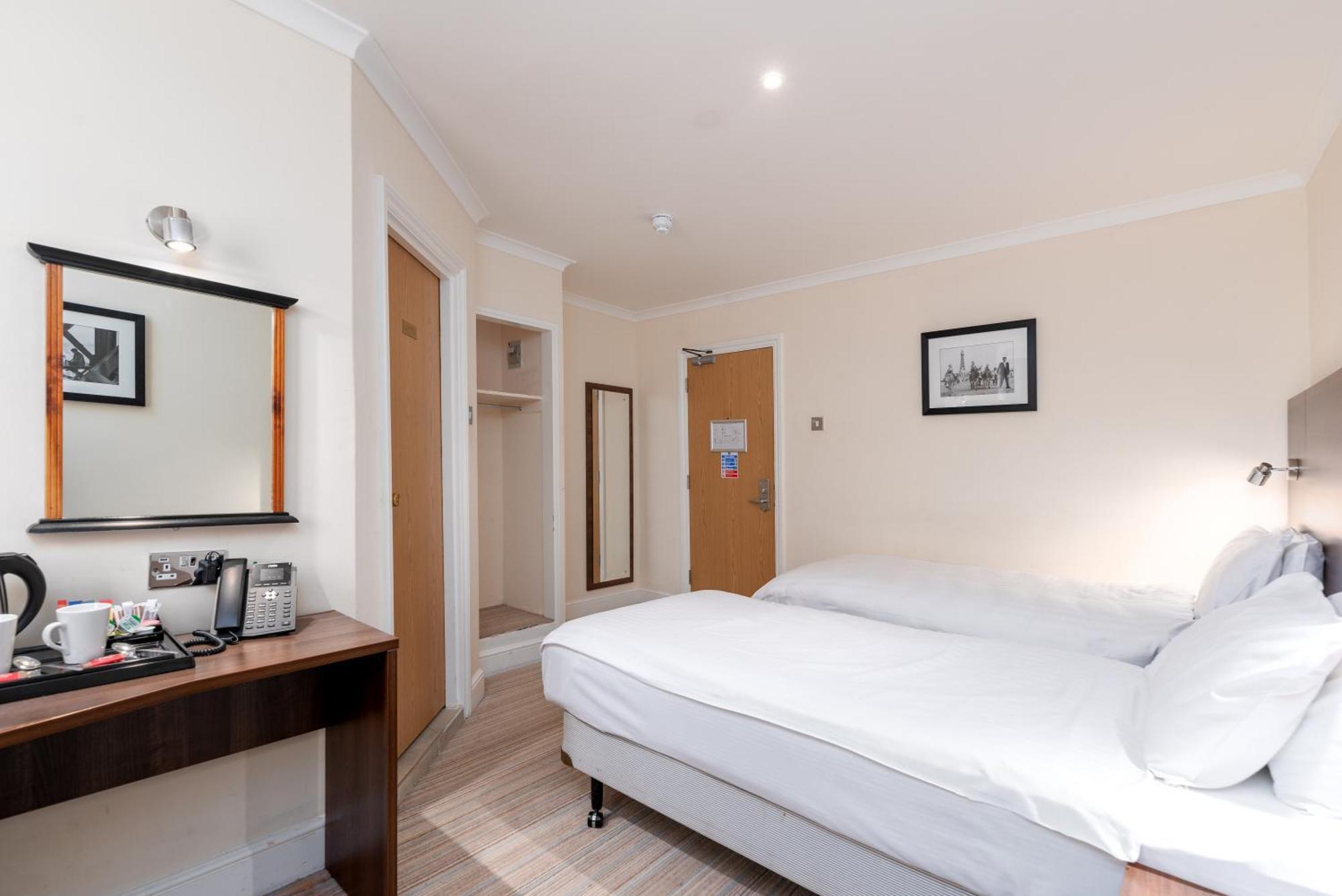 Best Western Carlton Hotel Blackpool Bilik gambar