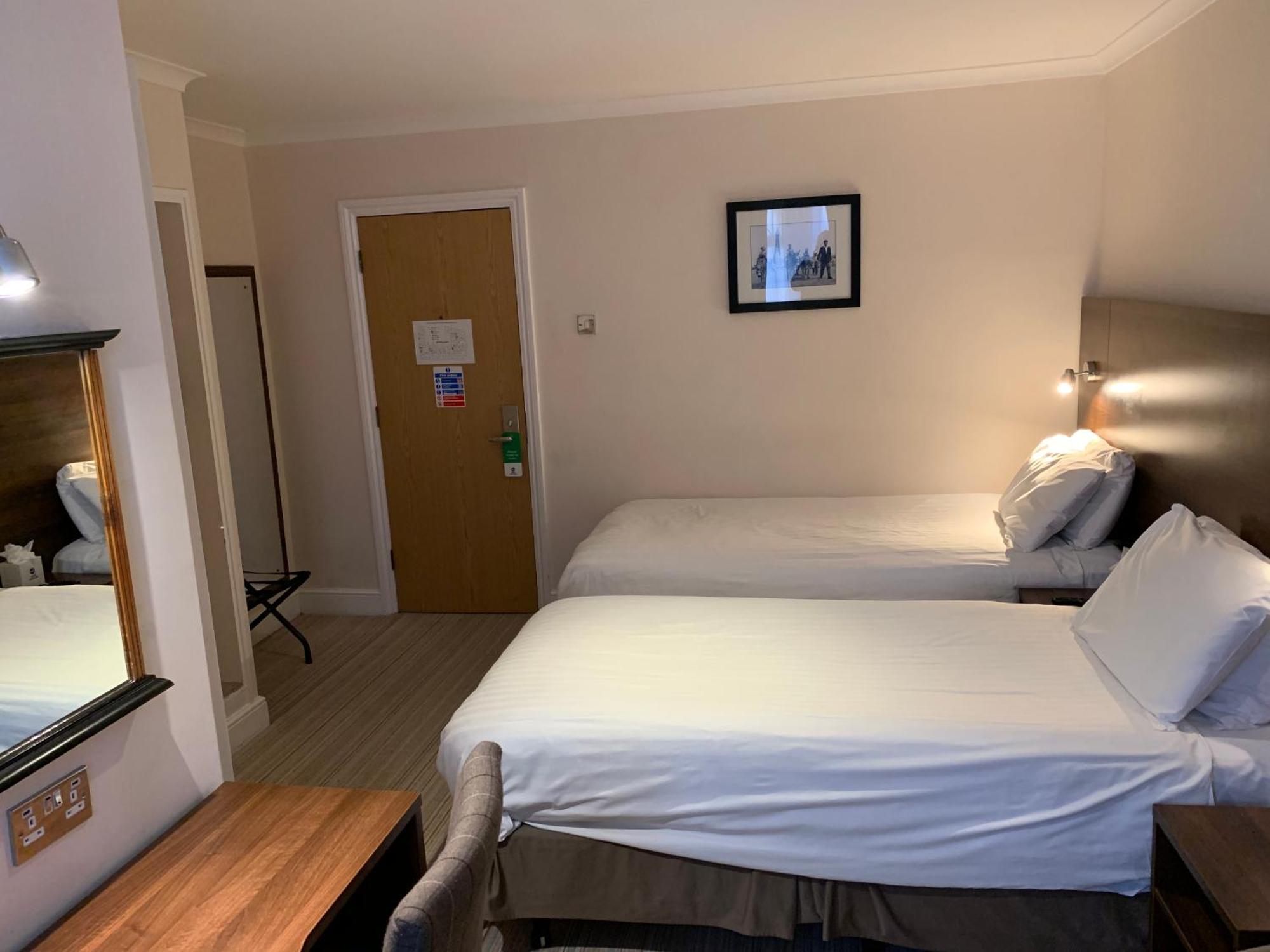 Best Western Carlton Hotel Blackpool Bilik gambar