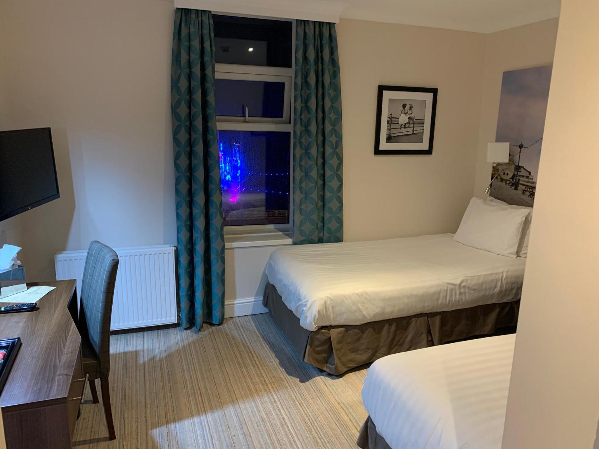 Best Western Carlton Hotel Blackpool Bilik gambar